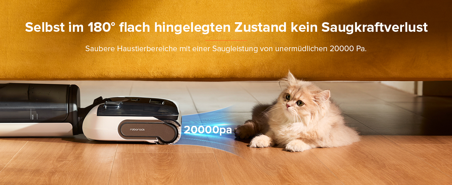 Weißer Handstaubsauger in zusammengeklappter Position neben einer Katze auf einer Holzoberfläche. Der deutsche Text weist darauf hin, dass kein Saugverlust auftritt, wenn das Gerät um 180 Grad flach zusammengeklappt